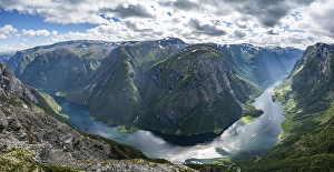 View from the top of Breiskrednosi