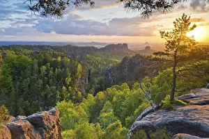 View from the Carola Rock over the Elbe Sandstone Mountains with Schrammsteine