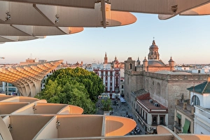 View over city with cathedral, Iglesia del Salvador