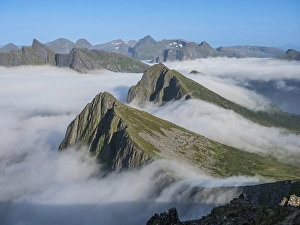 View over cloud covered mountain range at Mt