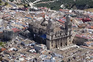 View from Cruz de Castillo to the town of Jaen with the cathedral