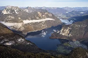 View from the Dachstein Krippenstein to Lake Hallstatt