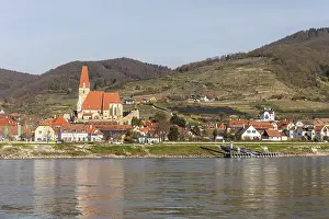 View over the Danube, WeiBenkirchen an der Donau