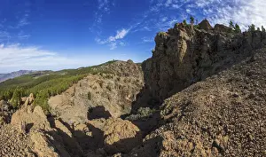 View from El Campanario to the summit of Pico de las Nieves