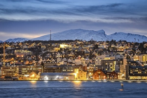 Category Scandinavia Prints: View over the harbour and city at dusk