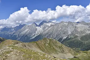 View from Hinterbergkofel to Hochgall and Wildgall