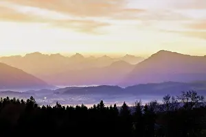 View from Horben of the midlands lying in fog