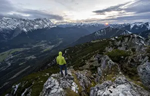 View Mountain panorama with Wetterstein mountains and Zugspitze
