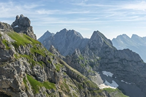 View of mountain summits, left Tiefkarspitze