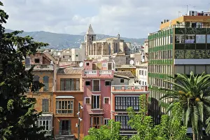View over Placa de la Reina, a square in the old town