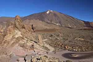 View from Roques de Garcia to the Teide volcano