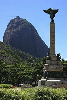 View of Sugar Loaf Mountain from the south
