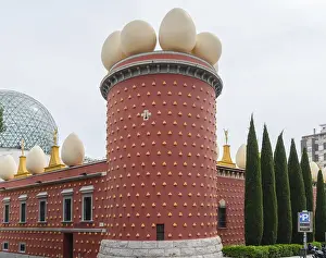 View of the Teatre-Museu Dali in Figueras