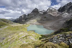 View of the turquoise-blue mountain lake Grosser Gradensee