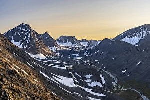 Category Mountain Landscapes Prints: View into the valley Unna Raeitavagge