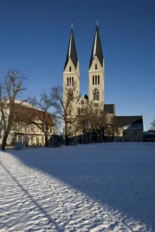 View from west, St. Sankt, Saint