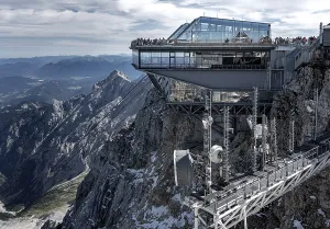 The viewing platform on the Zugspitze
