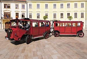 Vintage bus with trailer for city tours