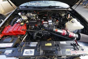 Vintage car engine, car show, Chateauguay
