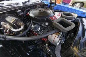 Vintage car engine, car show, Chateauguay
