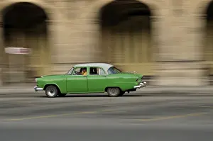 Vintage car, Habana Vieja, Old Havana
