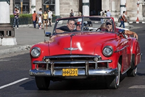 Vintage car on the Prado, Havana