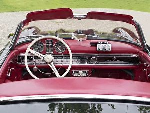 Vintage Mercedes-Benz 300 SL convertible
