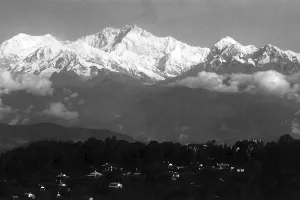 Vintage Photo of Kanchenjunga mountain from Mackenzie, Darjeeling, West Bengal, Asia, India, 1910, Asia