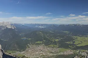 Vista on Mittenwald from the Karwendel mountain