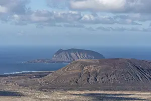 Category Mountain Landscapes Prints: Volcanic mountains on Lanzarote