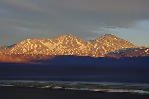 Category Mountain Landscapes Prints: Volcano Nevado Tres Cruces at sunset