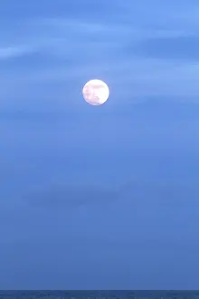 Vollmond am Meer