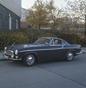 Volvo P1800. A sports car manufactured by Volvo Cars wtih production start 1961 and ending 1973