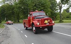 Framed Print : Volvo veteran fire truck built in 1956 at fire truck rally in Ystad