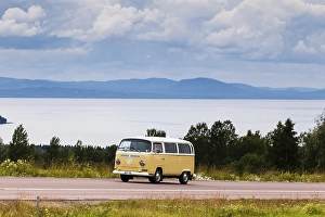 Category Scandinavia Prints: VW Bus 221 year of construction 1971