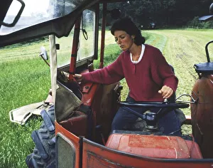 Wages. Farmer. Builder and mother. on 14. 7. 1988