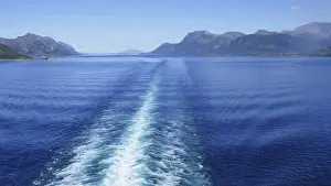 Wake in a fjord landscape