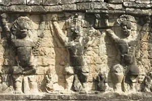 Wall with garudas and lions, Terrace of the Elephants