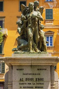 War memorial in Piazza della Repubblica