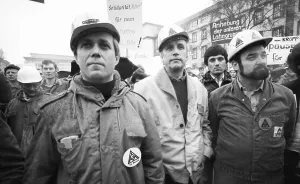 Warning strike and demonstration by IG Metall in the collective bargaining dispute on 9