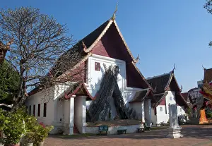 Wat Buppharam was originally constructed in 1497