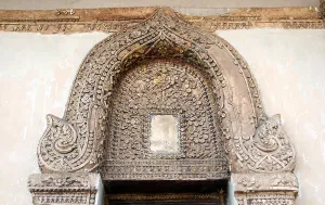 Wat Duang Di or The Good Luck Monastery dates from the 19th century
