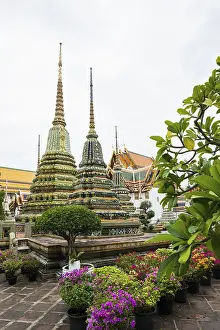 Wat Pho (Temple of the Reclining Buddha)