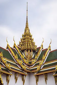 Wat Phra Kaew emerald buddha Temple