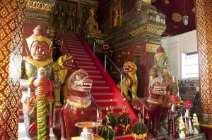 Wat Phra Mahathat Woramahawihan