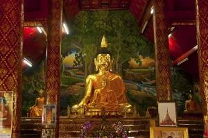 Wat Phuak Hong (วัดพวกหงษ์)