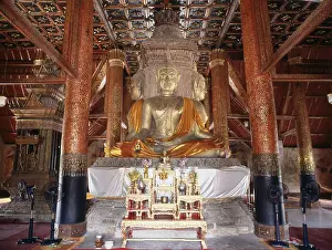 Wat Phumin was constructed in 1596 and is famous for its cruciform ubosoth