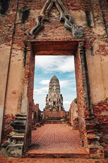 Wat Ratchaburana, ancient ruins in Ayutthaya