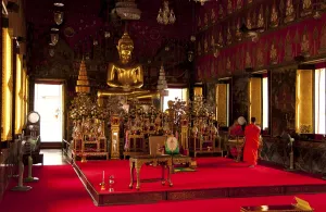 Wat Saket Ratcha Wora Maha Wihan (usually Wat Saket) dates back to the Ayutthaya era