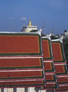 Wat Saket Ratcha Wora Maha Wihan (usually Wat Saket) dates back to the Ayutthaya era